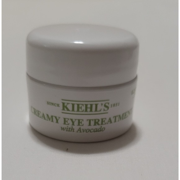 Kiehls mighty Moisture Essentials - Picture 5 of 16